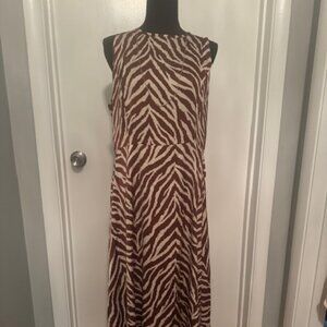 SHEIN Modely Allover Print Sleeveless Dress Without Belt